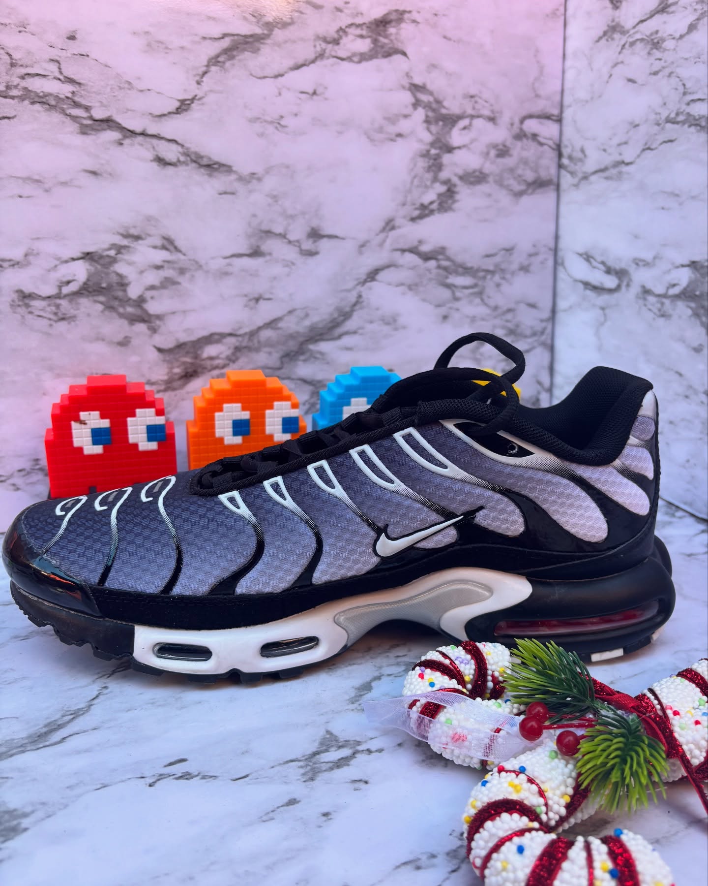TN Black Silver